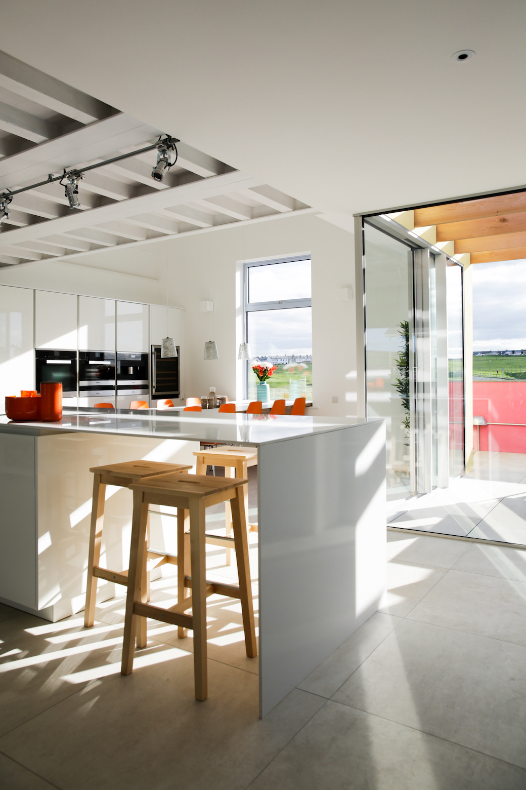 Ash Row, Cornwall, by Hogarth Architects, marketed by Aucoot.
