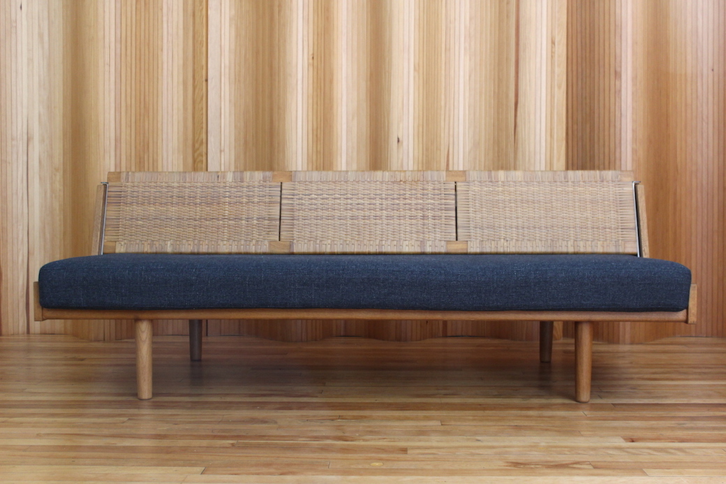 Hans Wegner oak sofa bed, GE-258, Getama